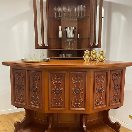 Апартаменти Urban Chic *