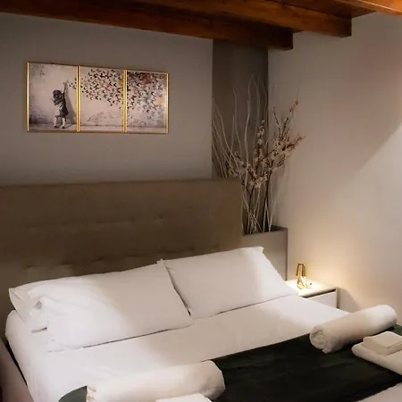 Urban Chic Apartament