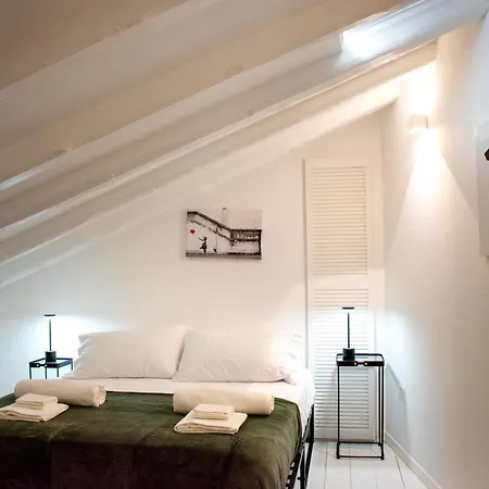 Apartment Urban Chic