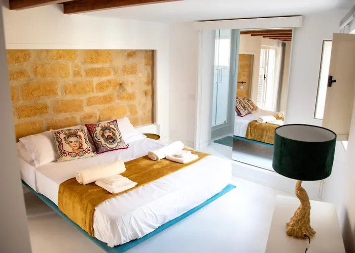 Urban Chic Apartment